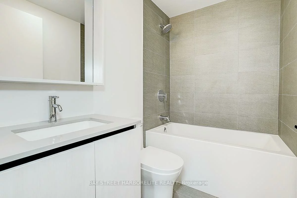 35, Parliament, Waterfront Communities C8, Toronto
