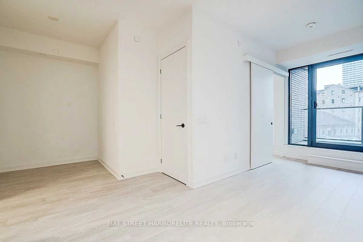 35, Parliament, Waterfront Communities C8, Toronto
