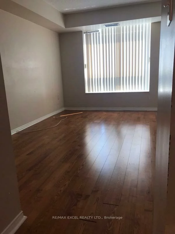 28, Pemberton, Newtonbrook East, Toronto