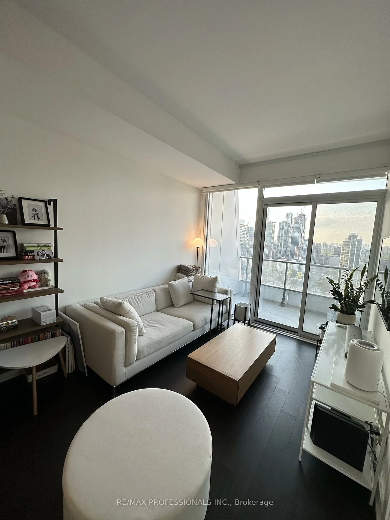 85, Wood, Church-Yonge Corridor, Toronto