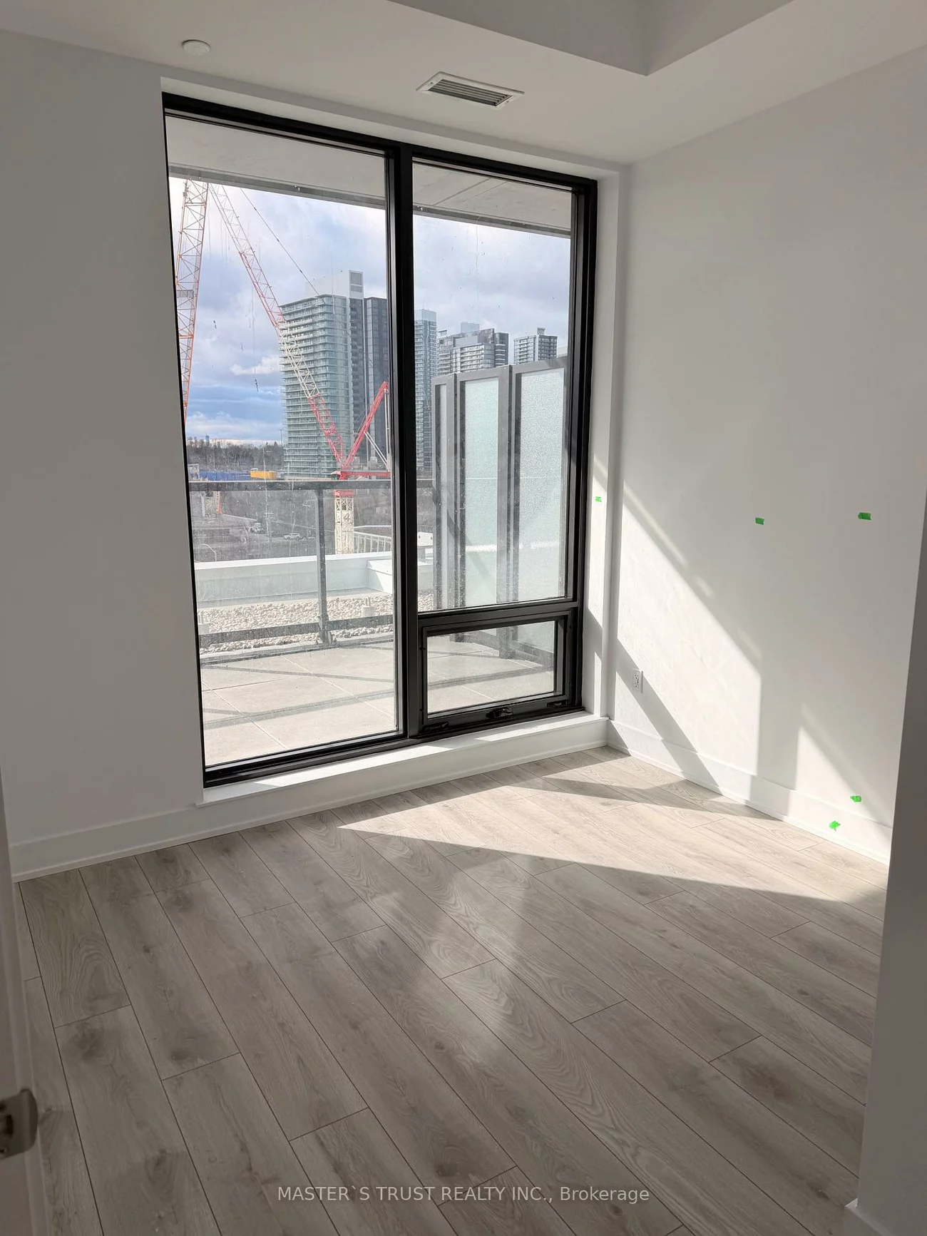 29, Green Trail, Bayview Village, Toronto