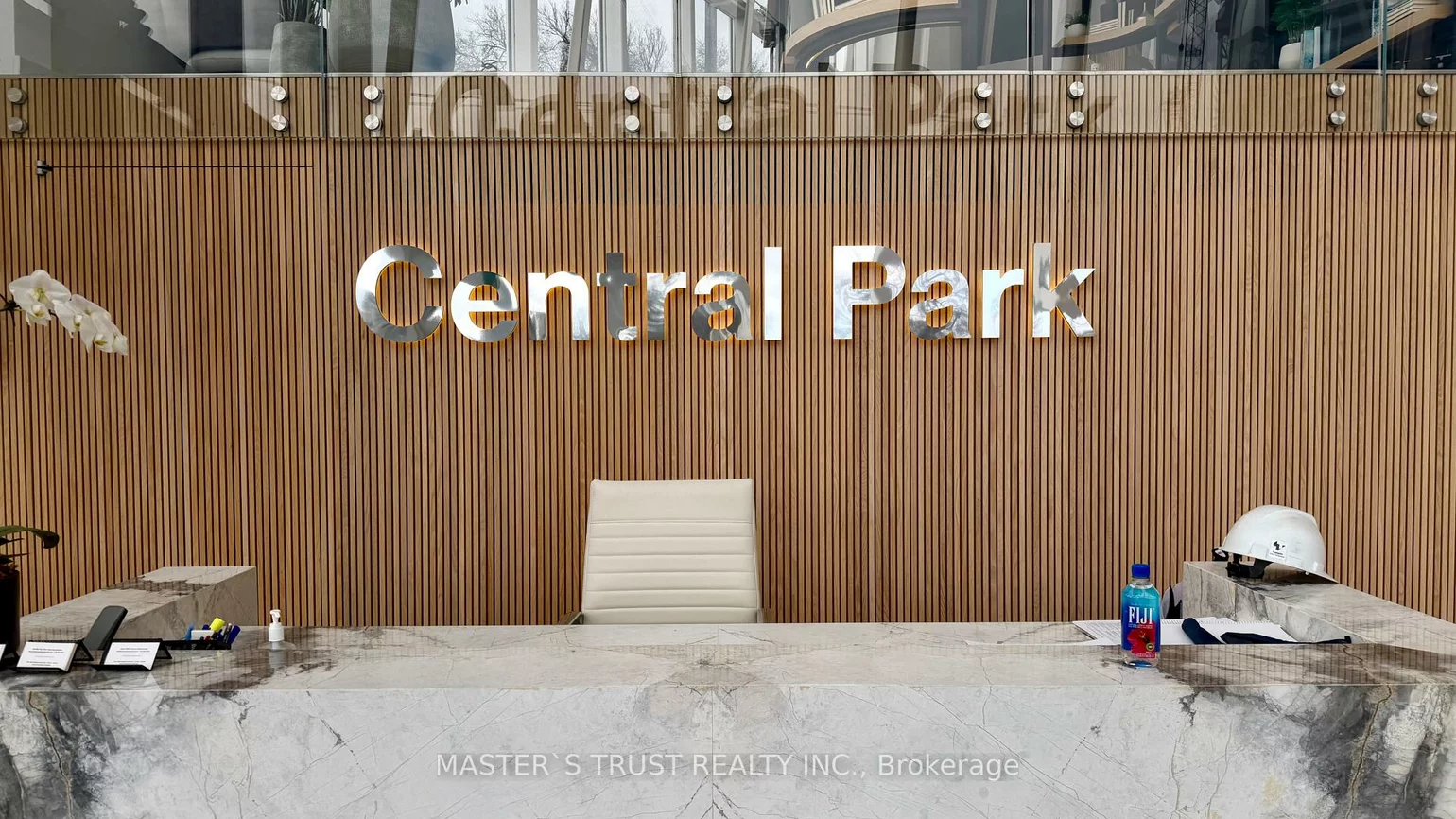 29, Green Trail, Bayview Village, Toronto