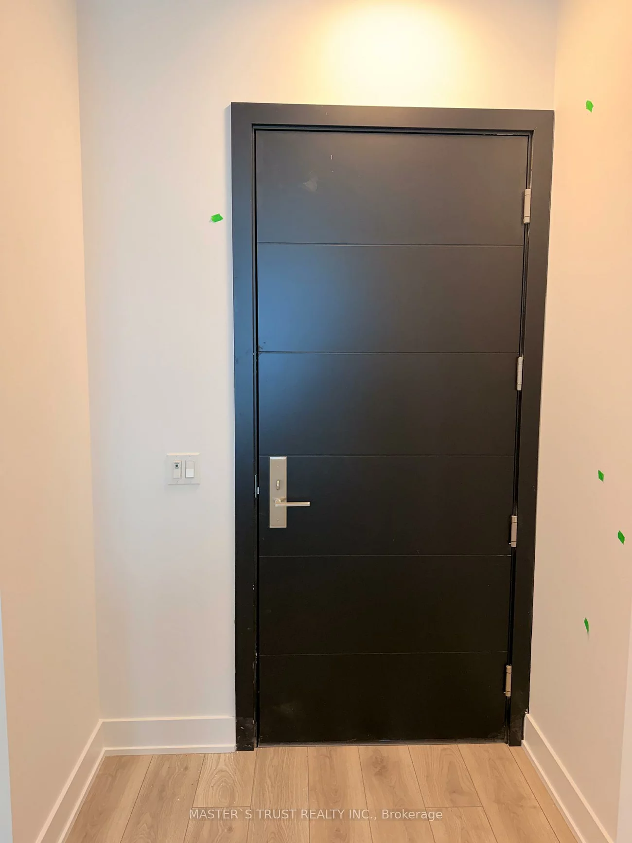 29, Green Trail, Bayview Village, Toronto