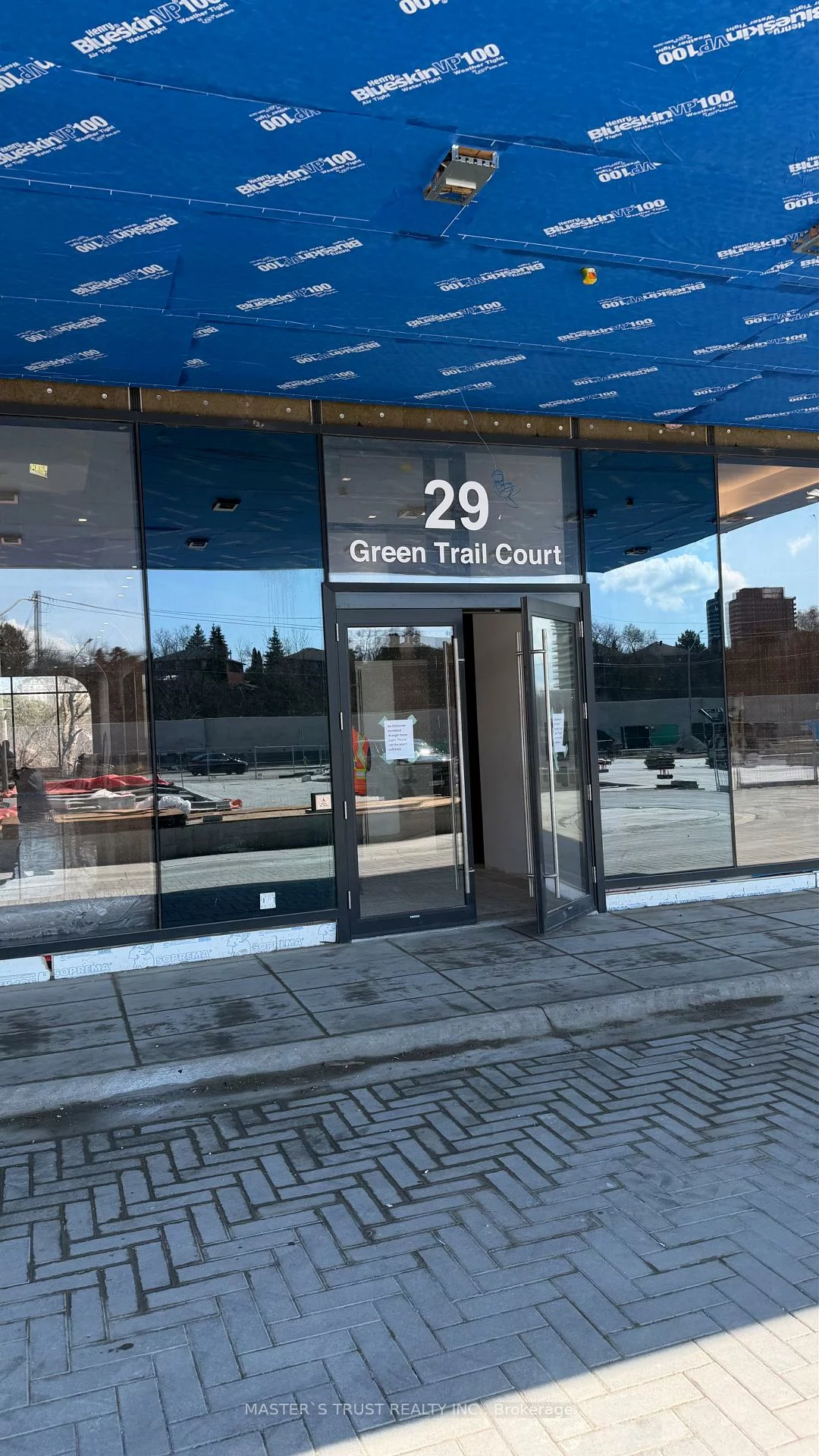 29, Green Trail, Bayview Village, Toronto