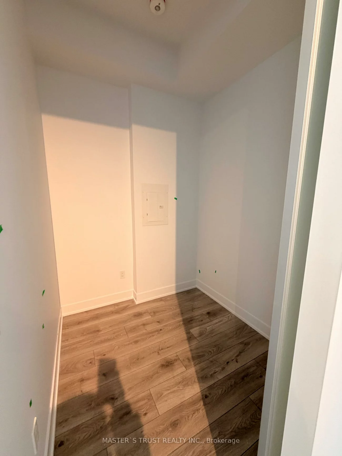 29, Green Trail, Bayview Village, Toronto