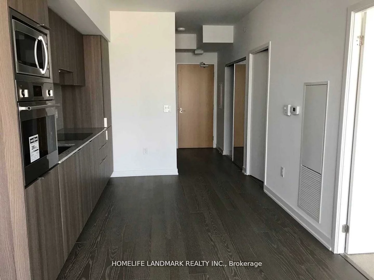 11, Wellesley, Bay Street Corridor, Toronto