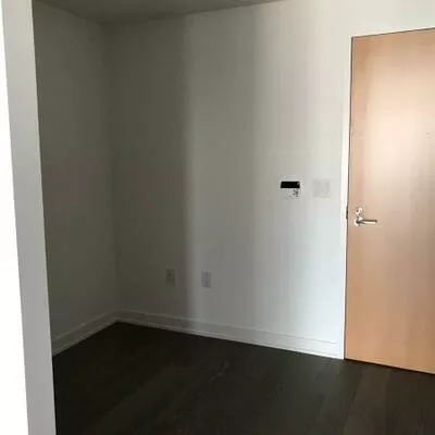 11, Wellesley, Bay Street Corridor, Toronto