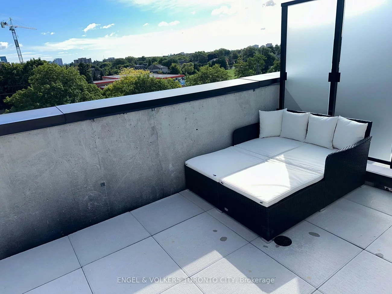 851, Sheppard W, Clanton Park, Toronto