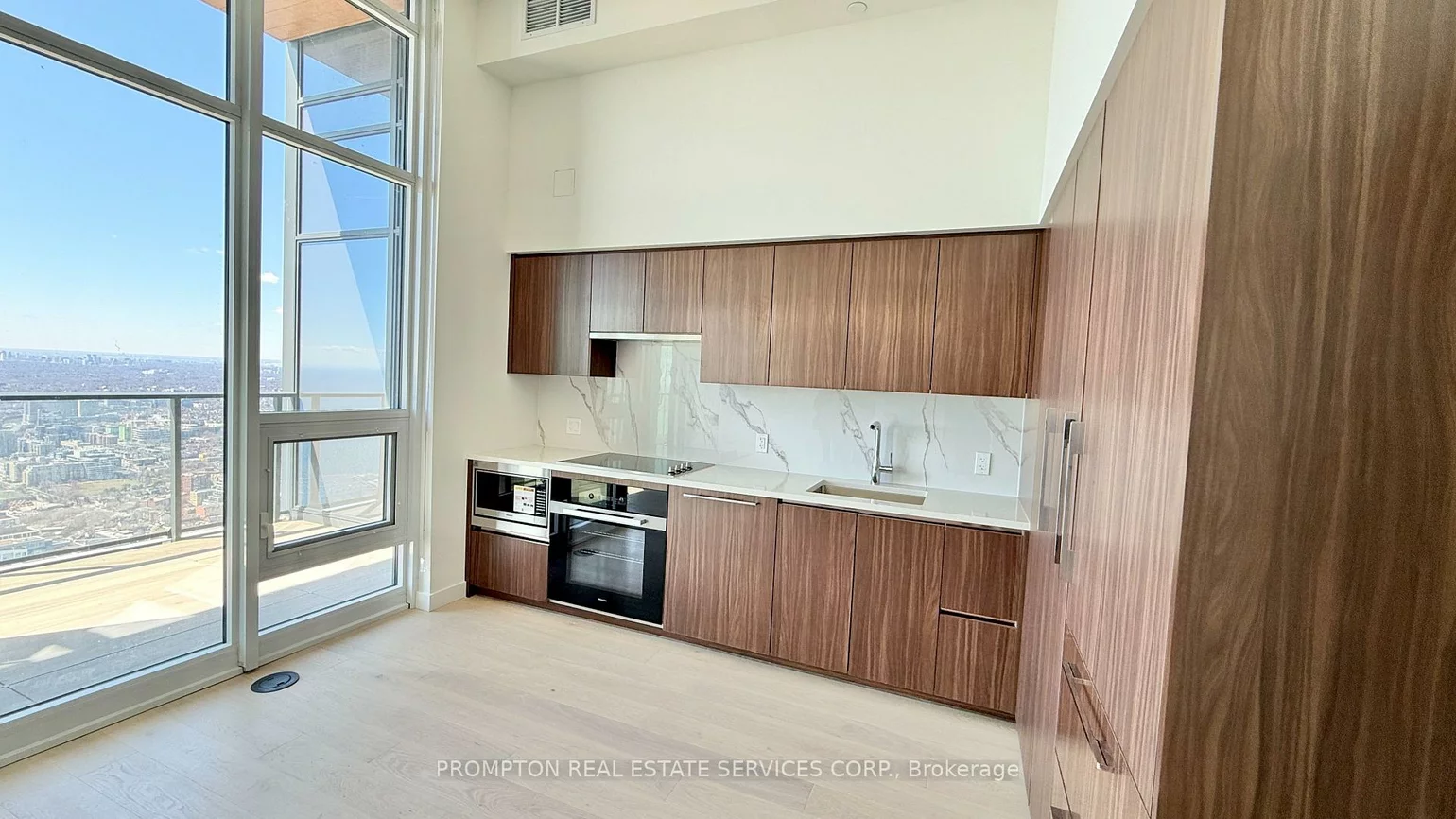 3, Concord Cityplace, Waterfront Communities C1, Toronto