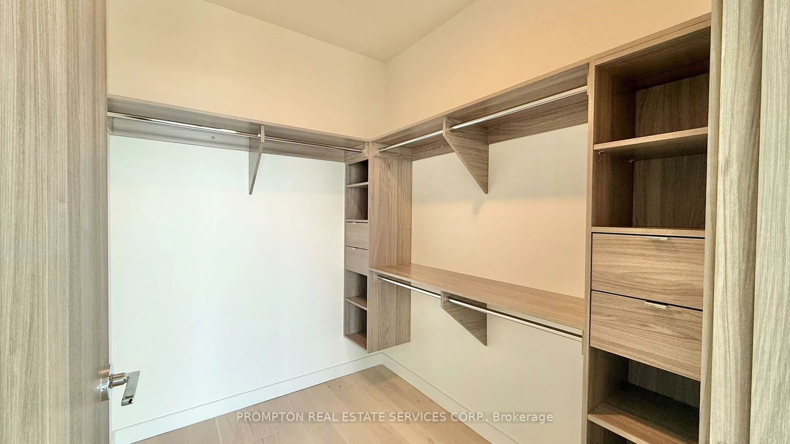 3, Concord Cityplace, Waterfront Communities C1, Toronto