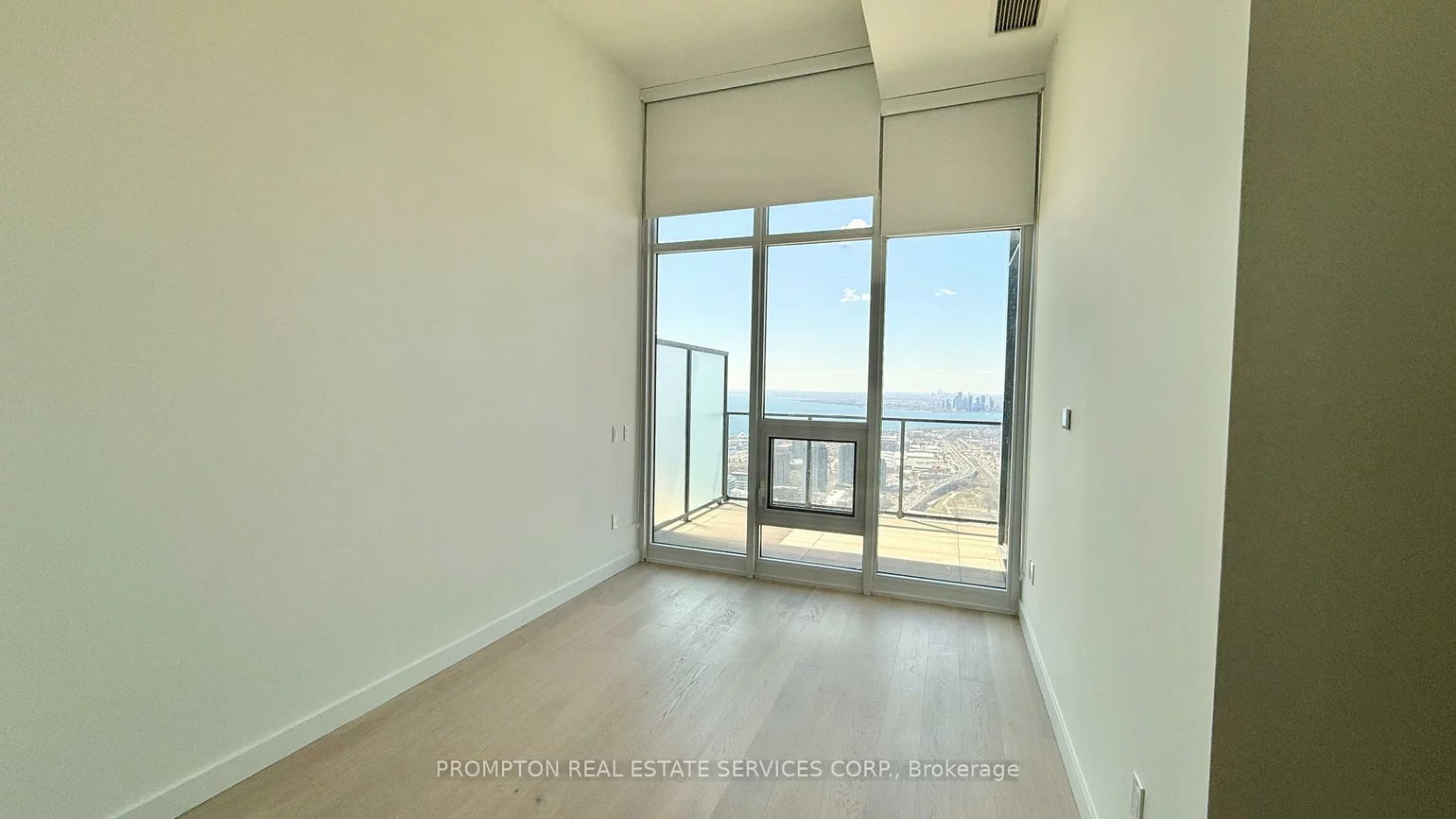 3, Concord Cityplace, Waterfront Communities C1, Toronto