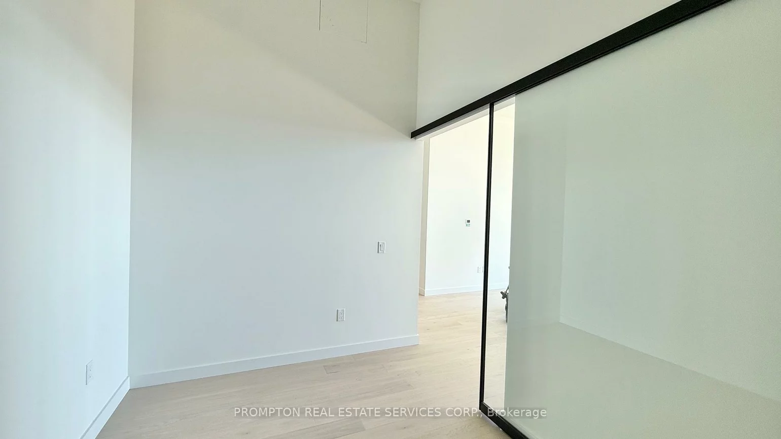 3, Concord Cityplace, Waterfront Communities C1, Toronto