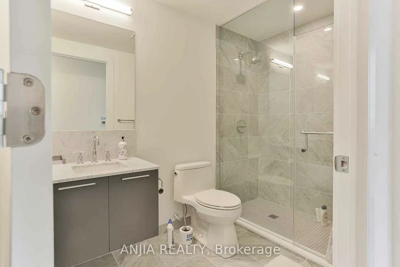 1, Gloucester, Church-Yonge Corridor, Toronto