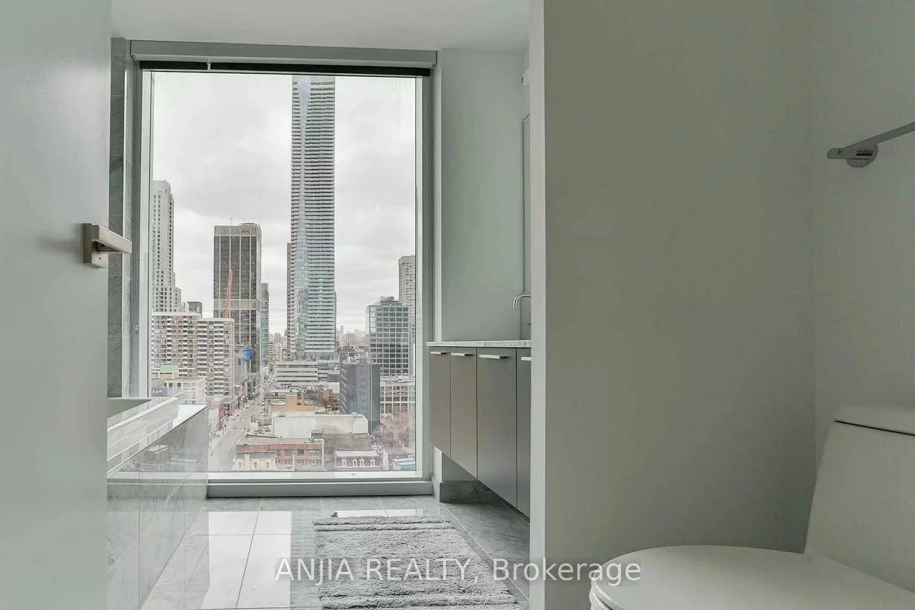 1, Gloucester, Church-Yonge Corridor, Toronto