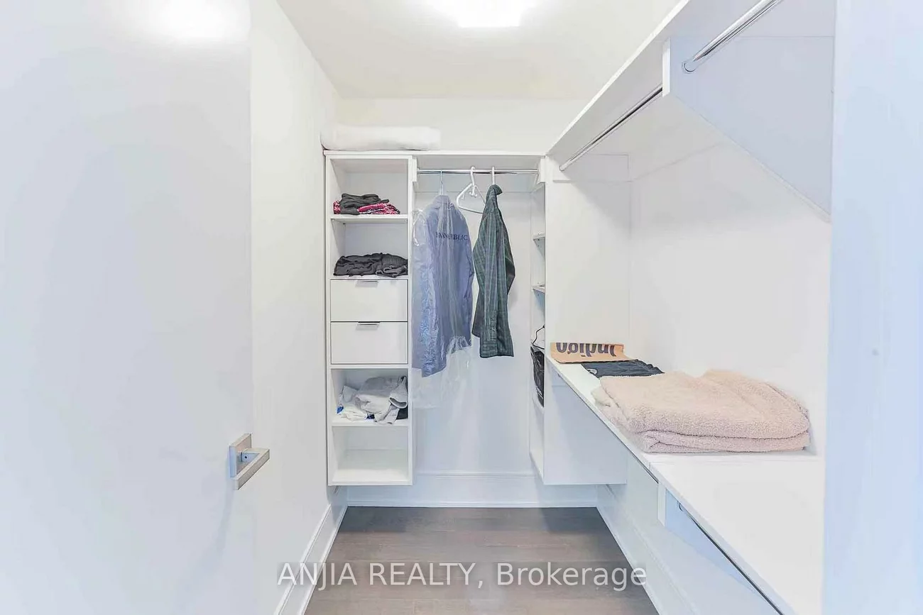 1, Gloucester, Church-Yonge Corridor, Toronto