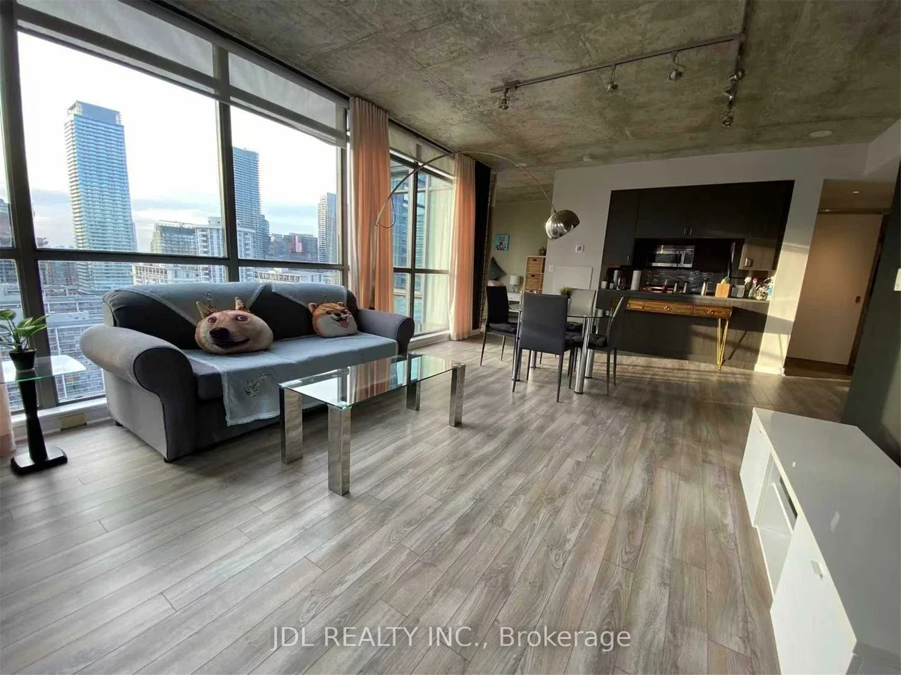 285, Mutual, Church-Yonge Corridor, Toronto