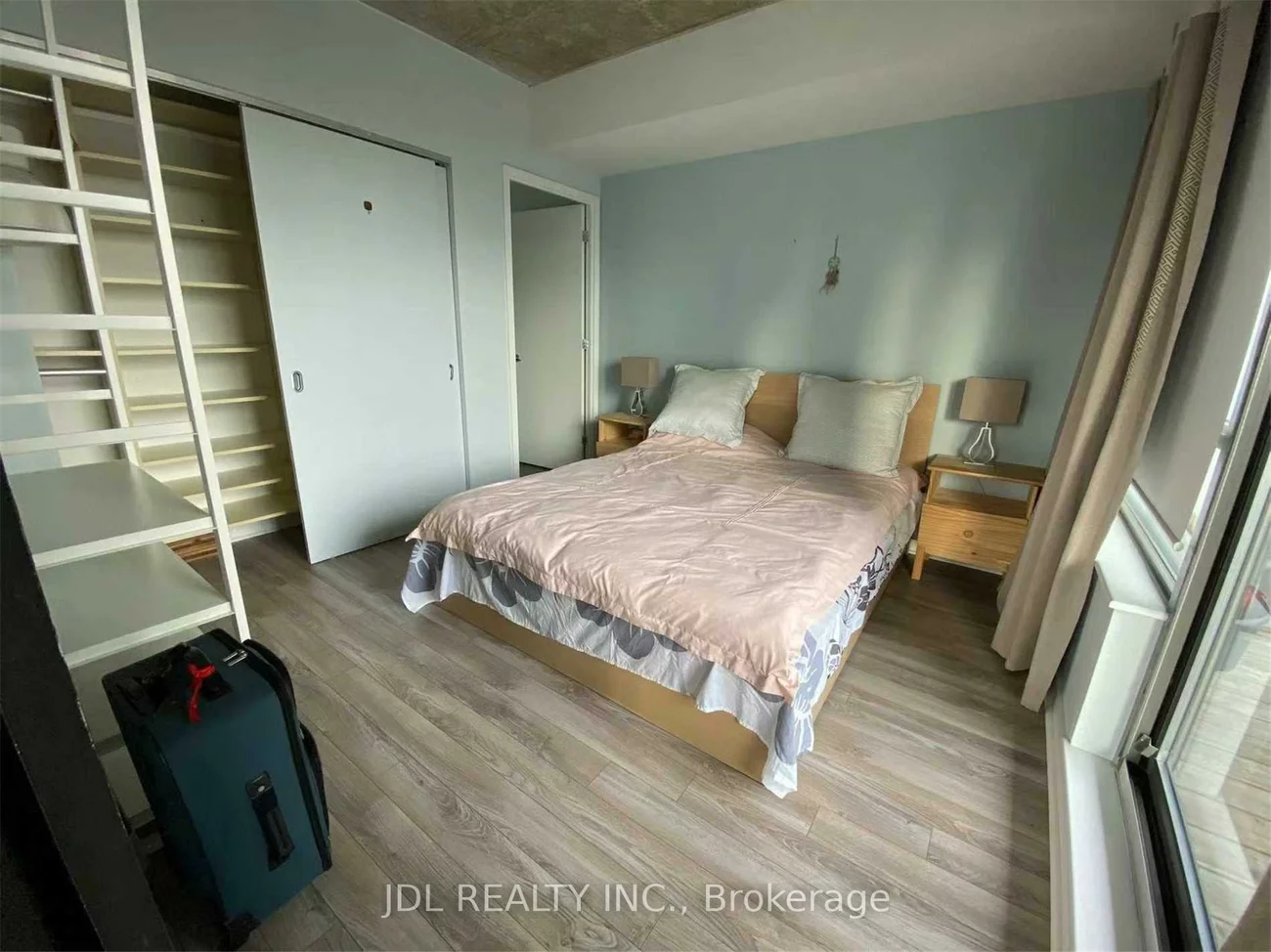 285, Mutual, Church-Yonge Corridor, Toronto