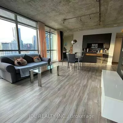 285, Mutual, Church-Yonge Corridor, Toronto