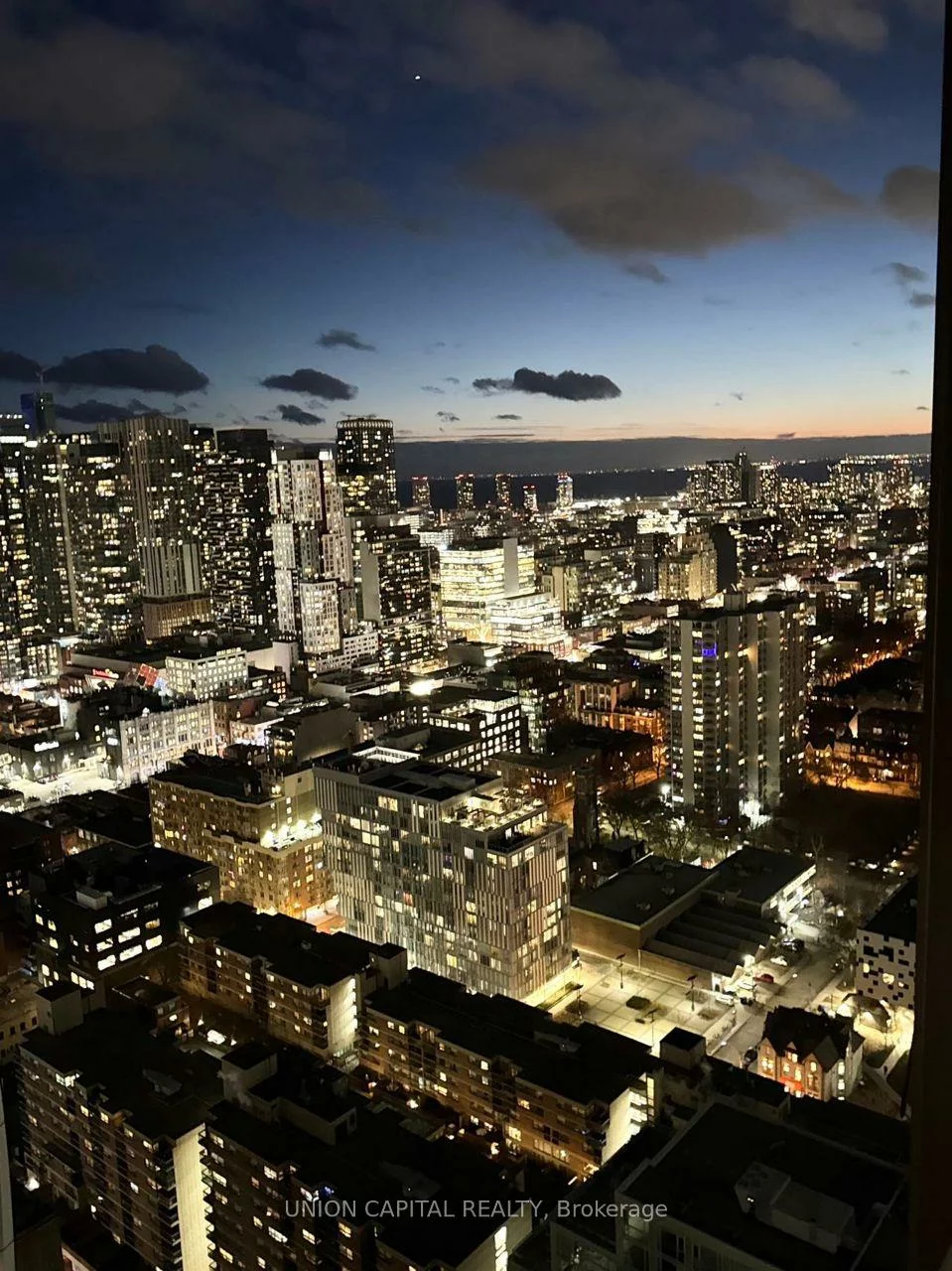 238, Simcoe, Kensington-Chinatown, Toronto