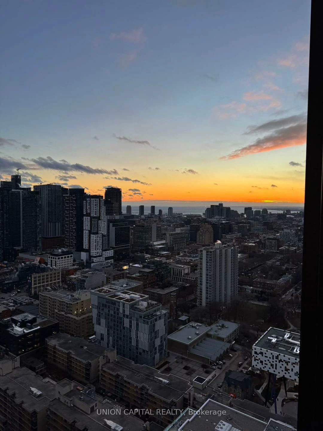 238, Simcoe, Kensington-Chinatown, Toronto