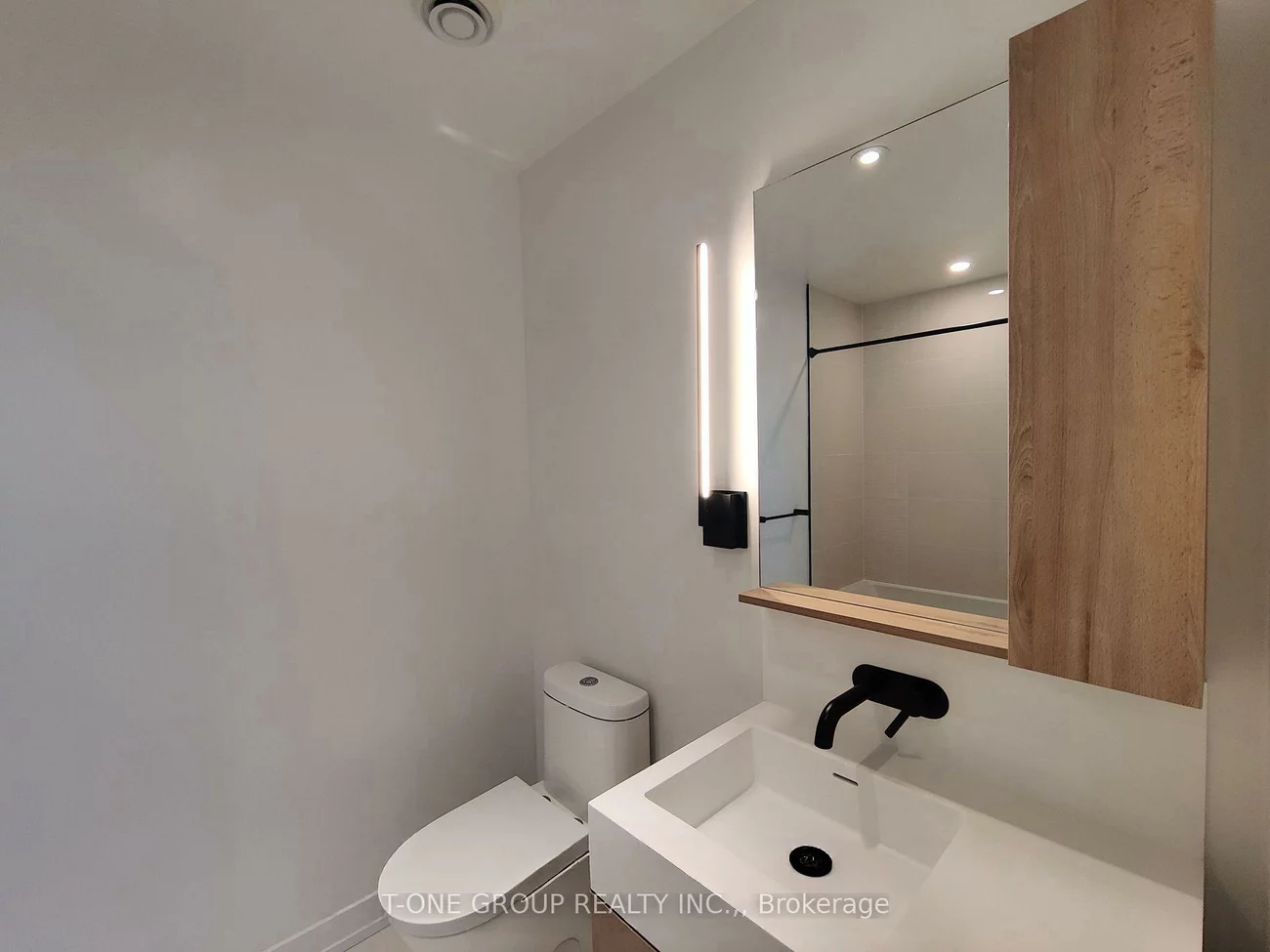 117, Broadway, Mount Pleasant West, Toronto