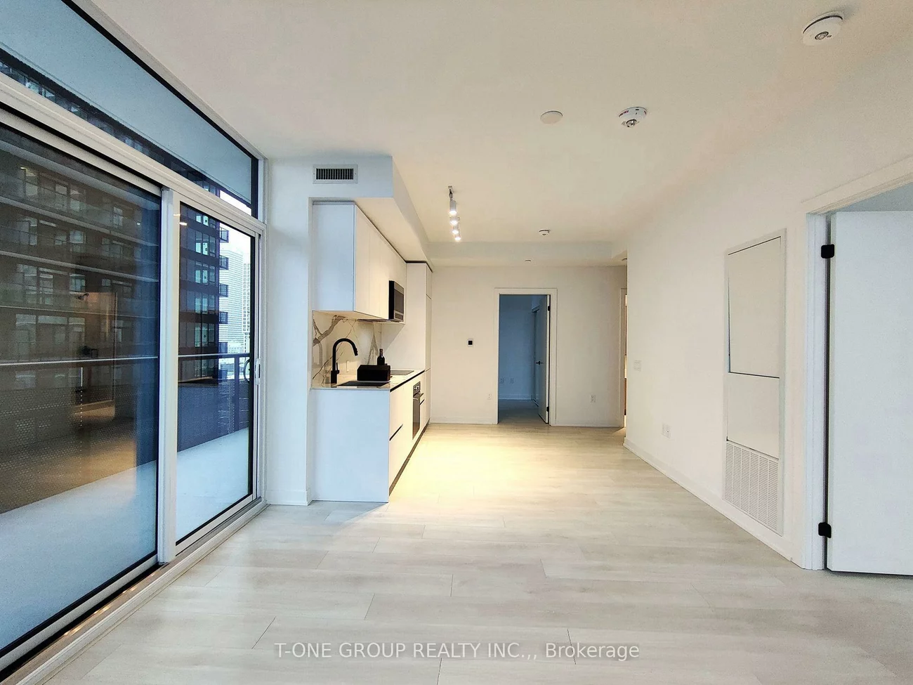 117, Broadway, Mount Pleasant West, Toronto