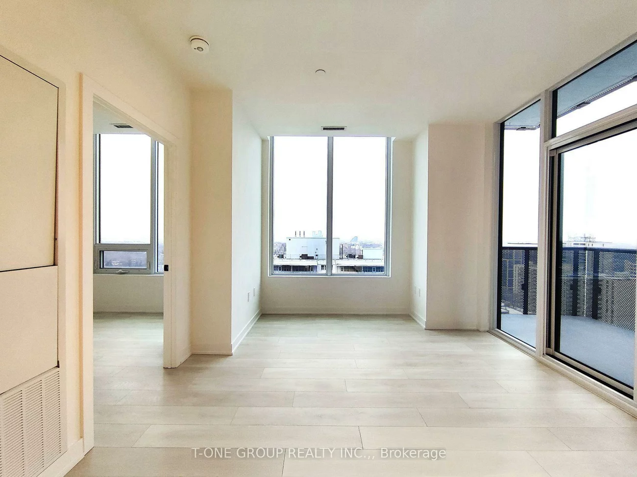 117, Broadway, Mount Pleasant West, Toronto