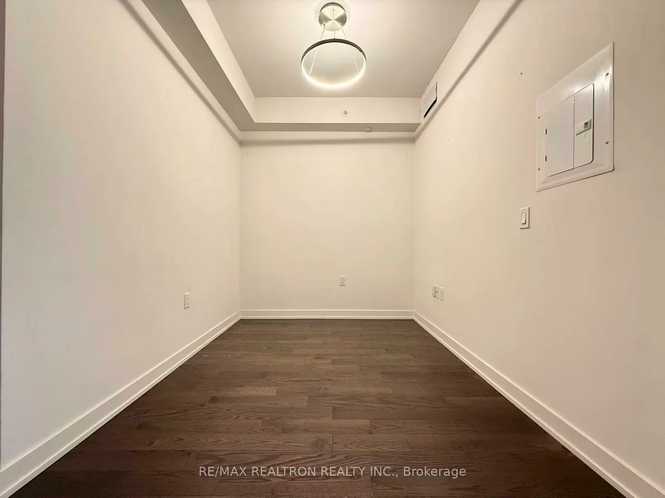 1, The Esplanade, Waterfront Communities C8, Toronto