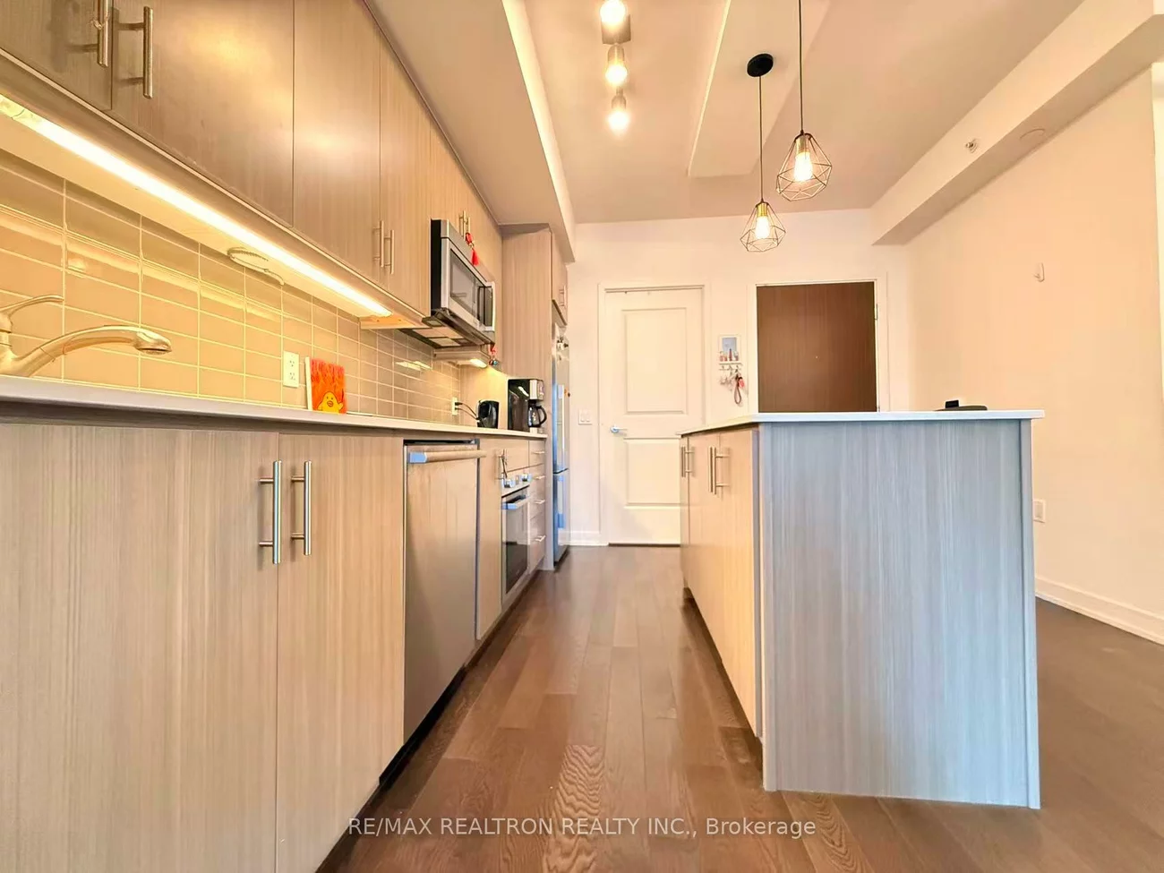 1, The Esplanade, Waterfront Communities C8, Toronto