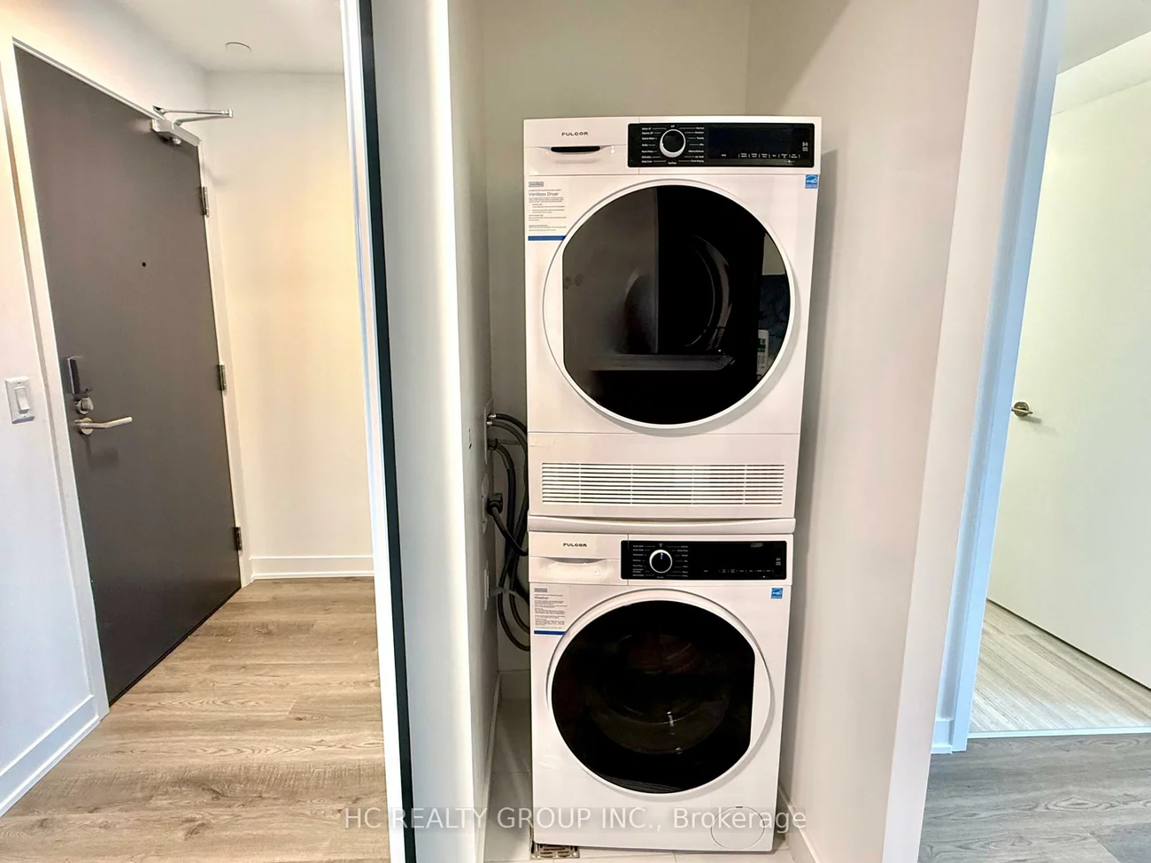 180, Front, Moss Park, Toronto