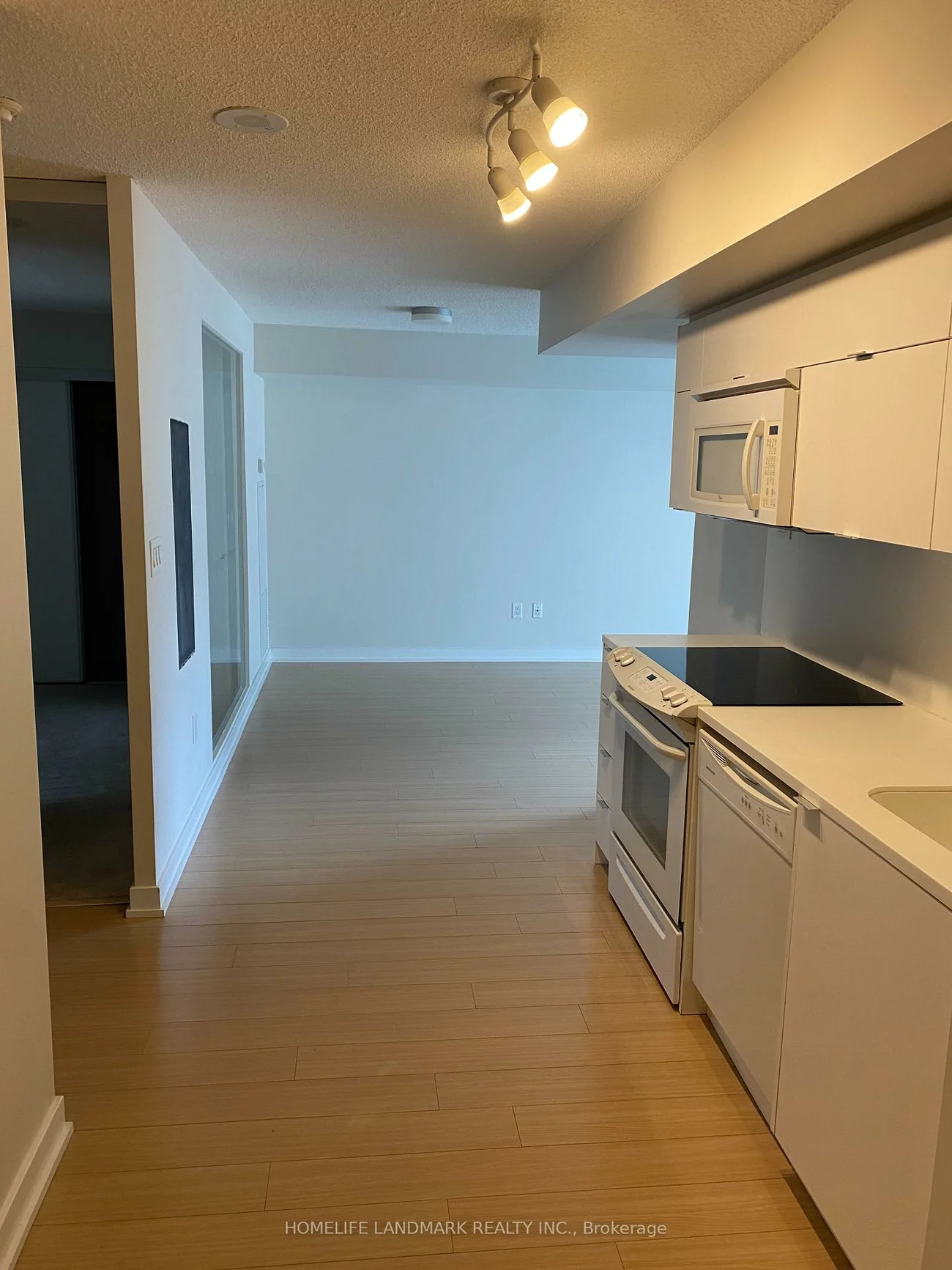 151, Dan Leckie, Waterfront Communities C1, Toronto
