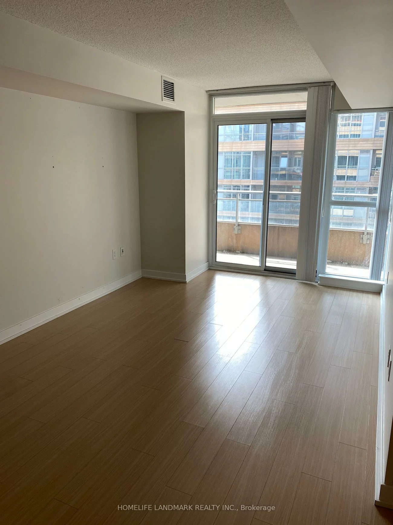 151, Dan Leckie, Waterfront Communities C1, Toronto