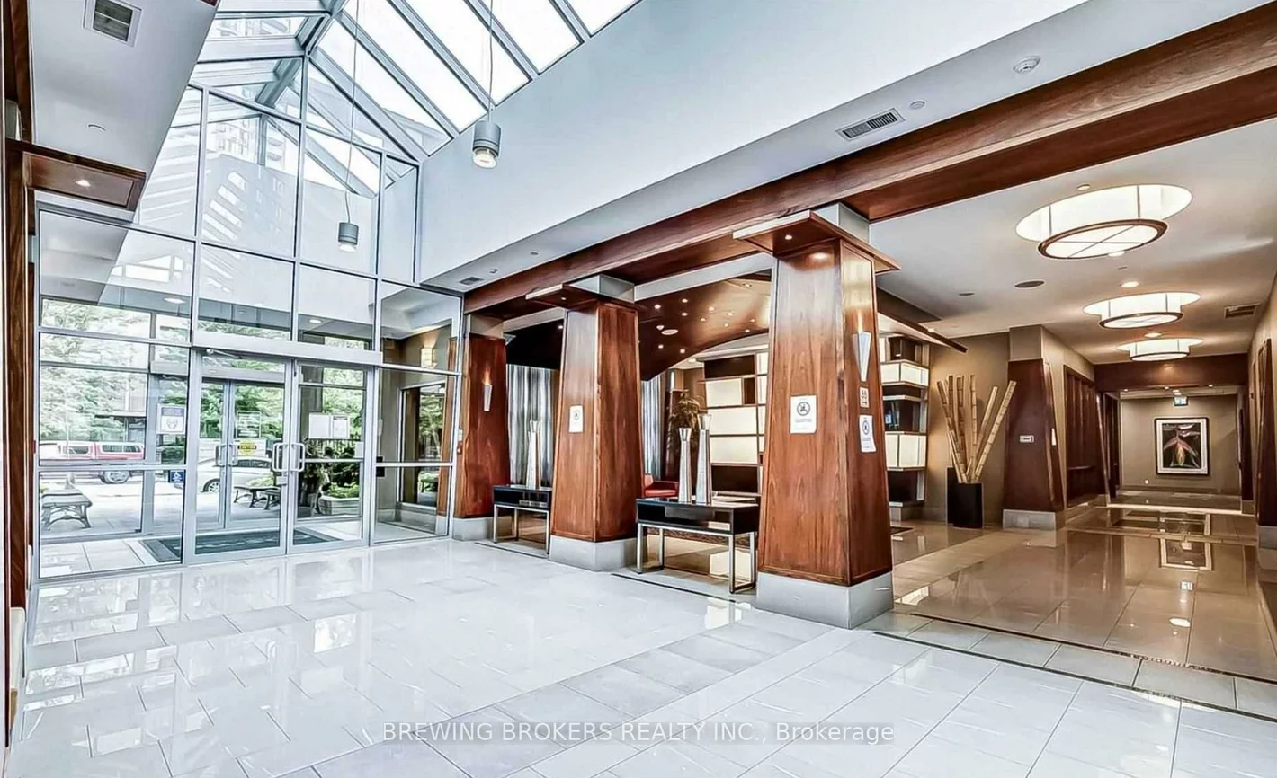 35, Bales, Willowdale East, Toronto