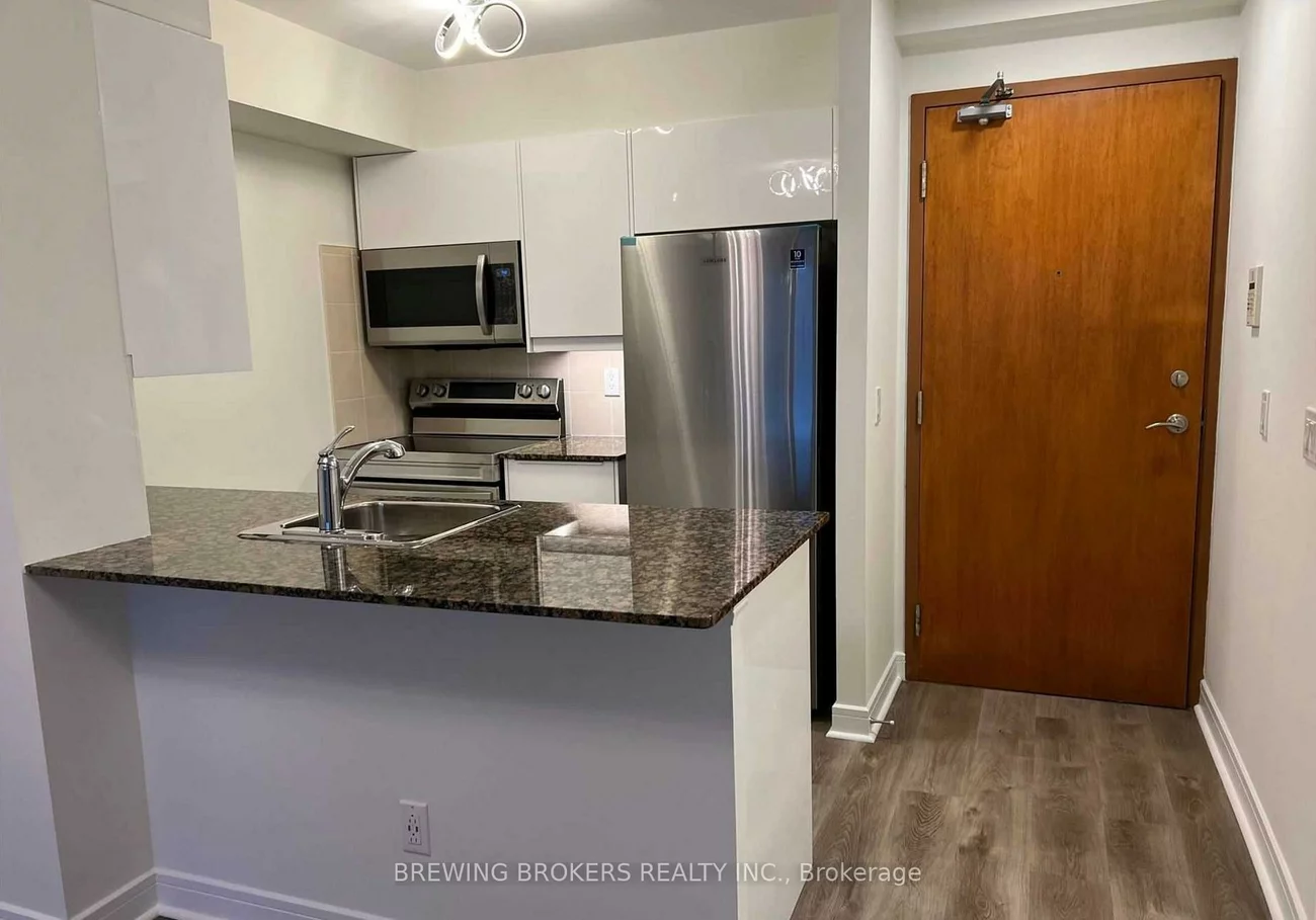 35, Bales, Willowdale East, Toronto