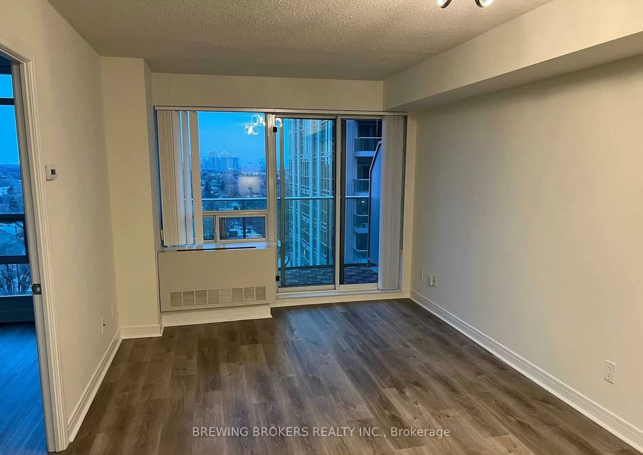 35, Bales, Willowdale East, Toronto