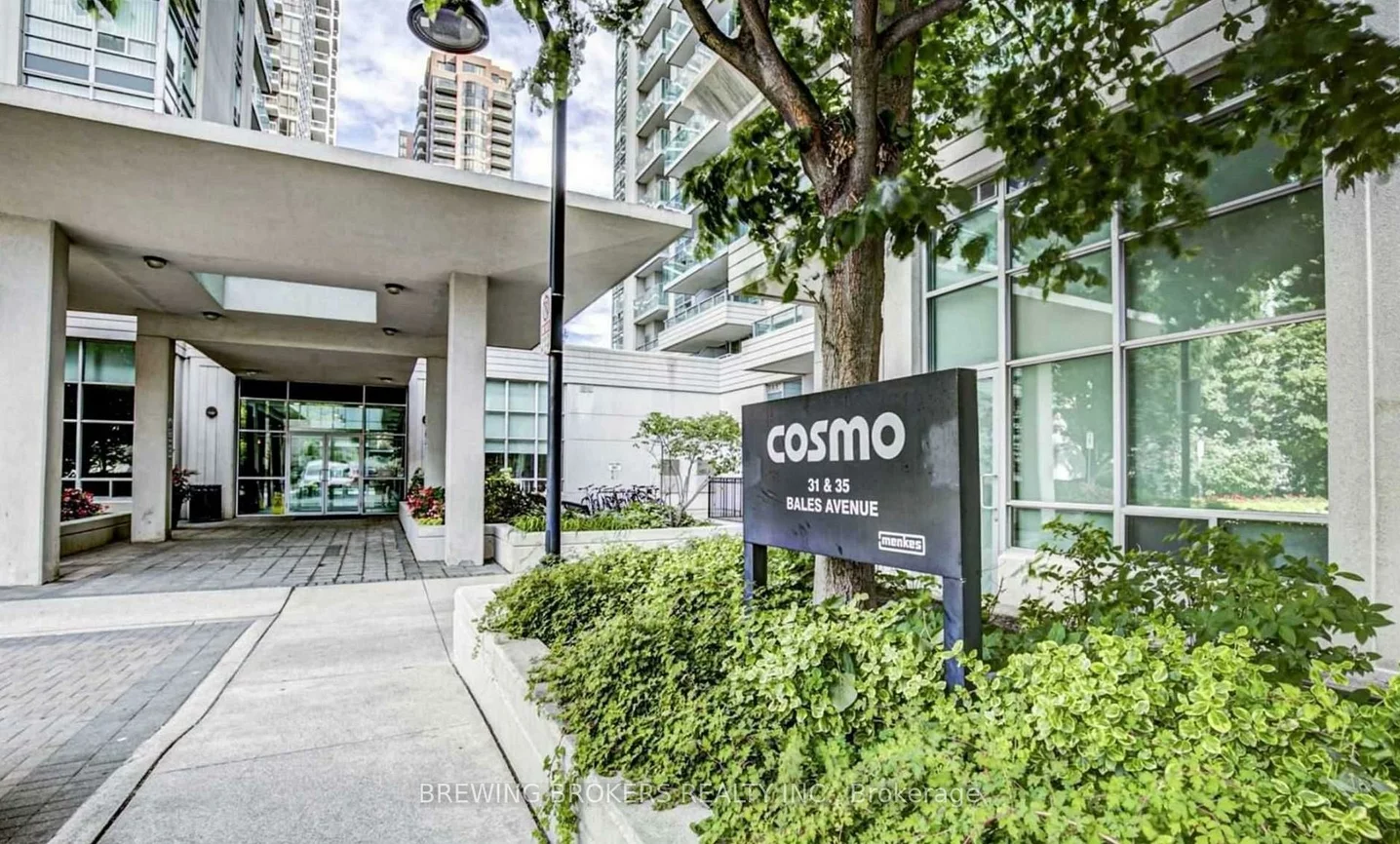 35, Bales, Willowdale East, Toronto