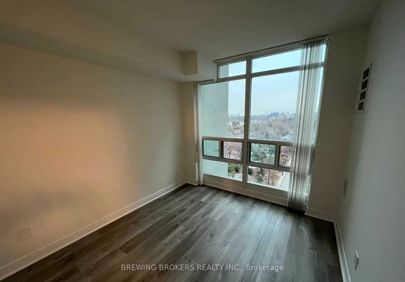 35, Bales, Willowdale East, Toronto