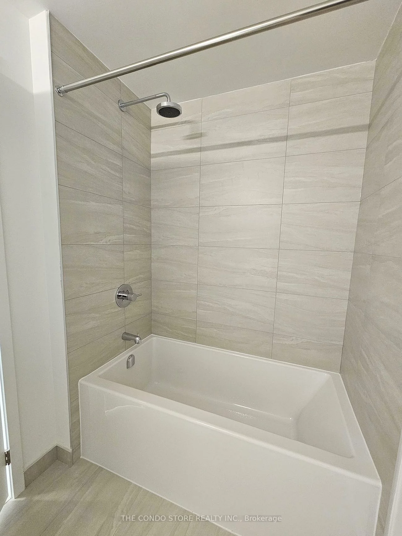 181, Sheppard, Willowdale East, Toronto