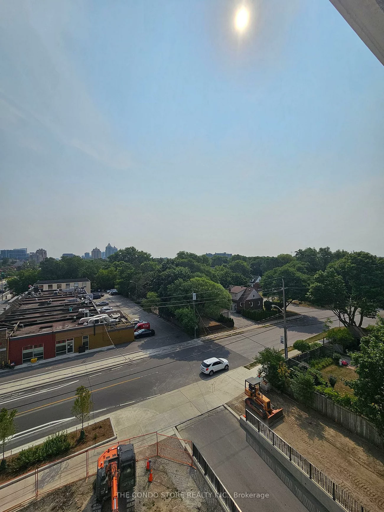 181, Sheppard, Willowdale East, Toronto