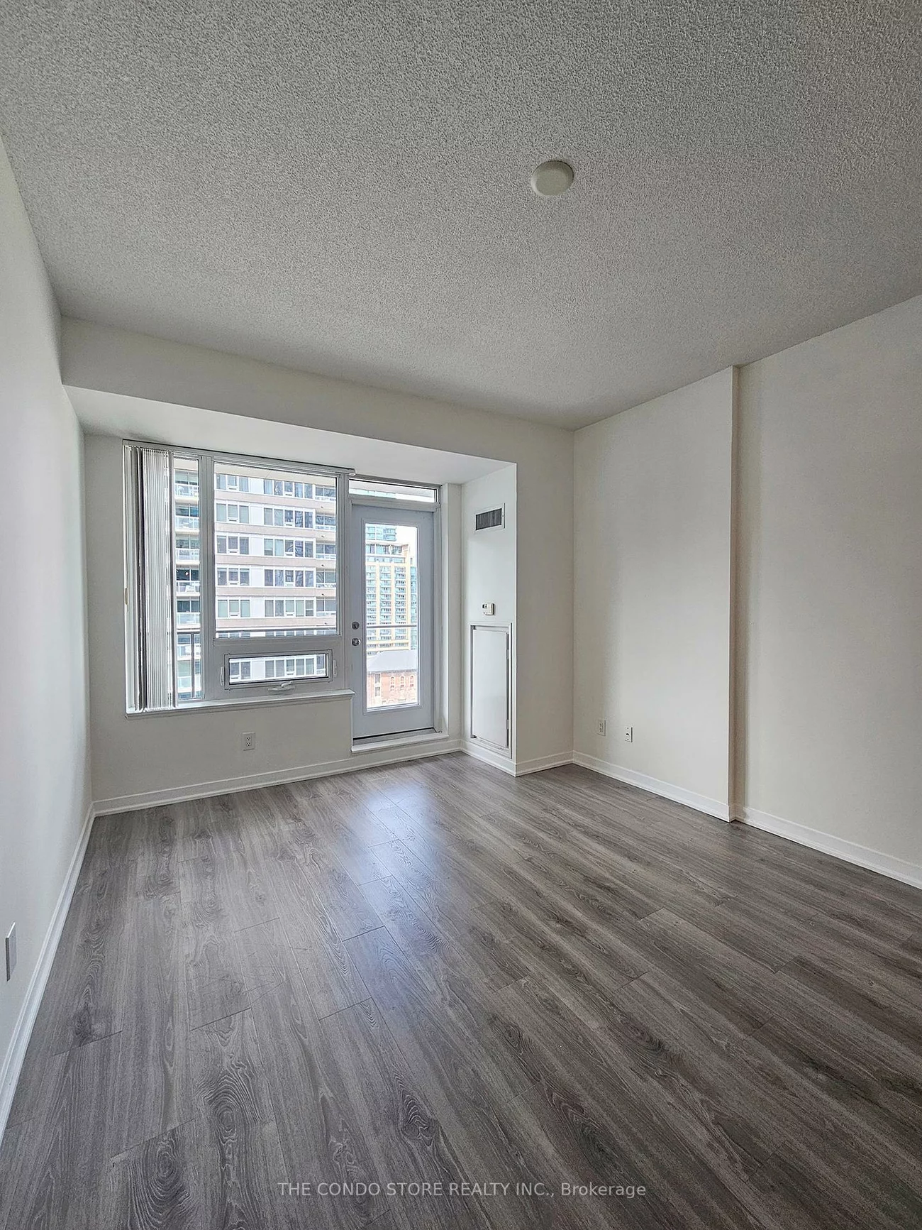 55, East Liberty, Niagara, Toronto