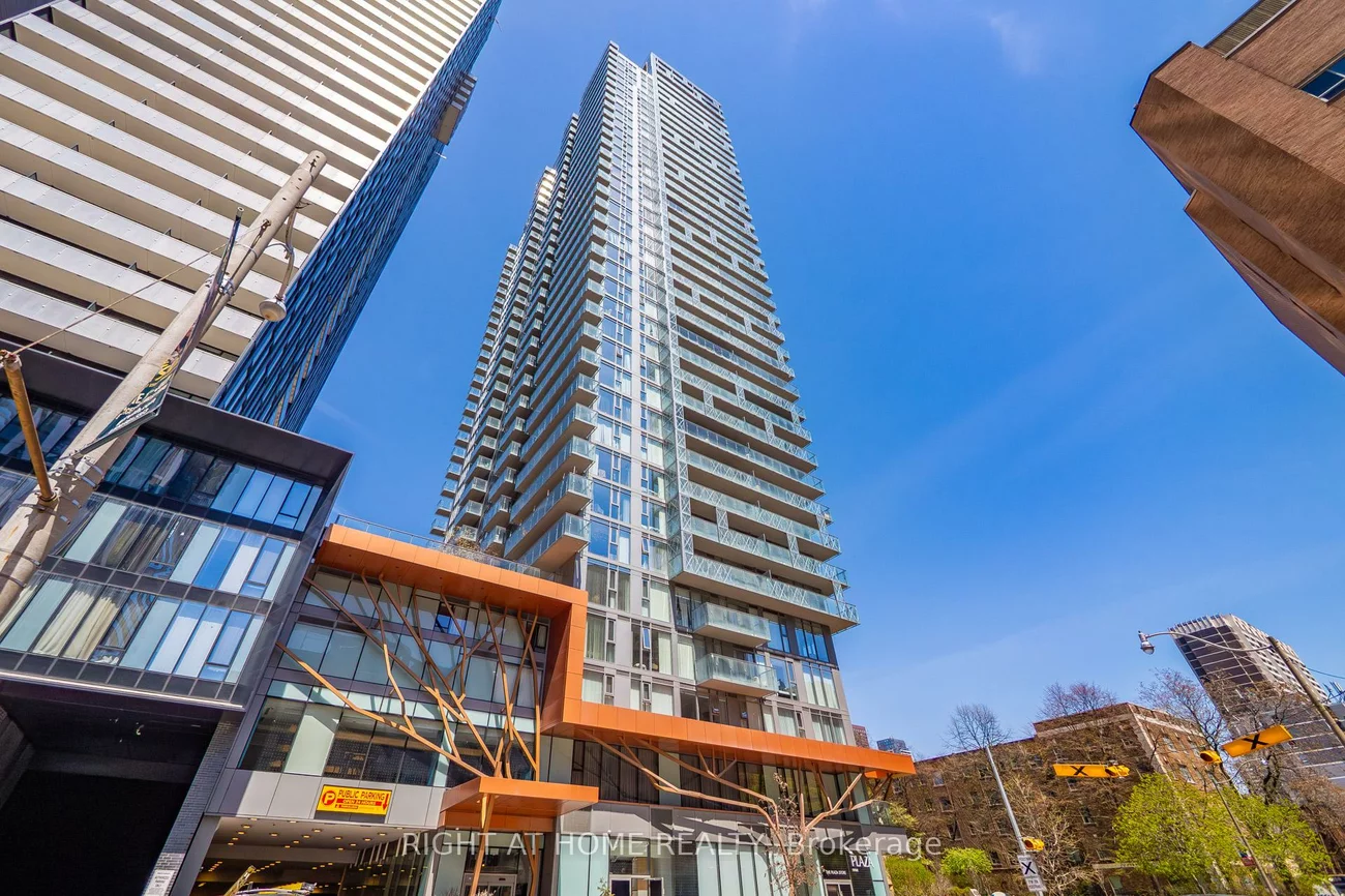 50, Wellesley, Church-Yonge Corridor, Toronto