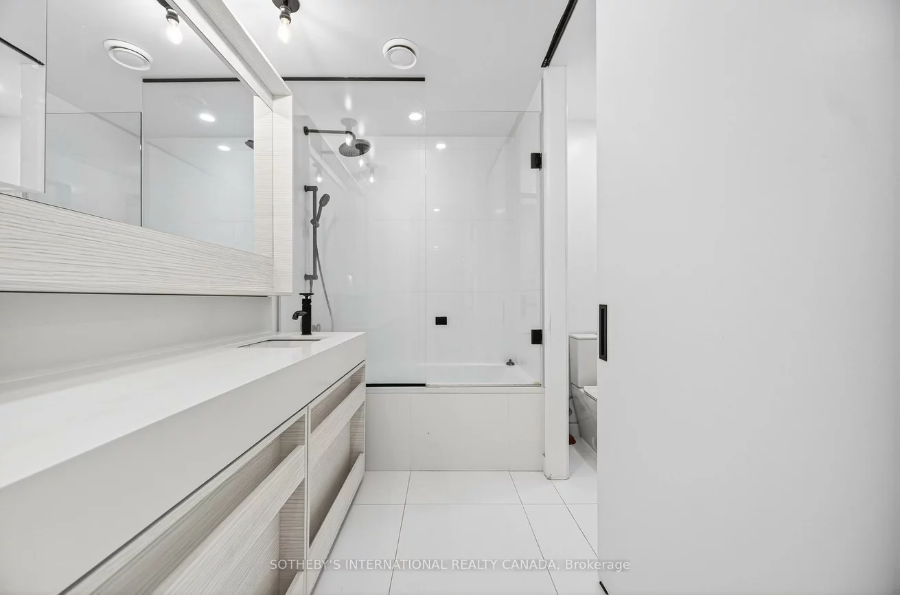 505, Richmond, Waterfront Communities C1, Toronto