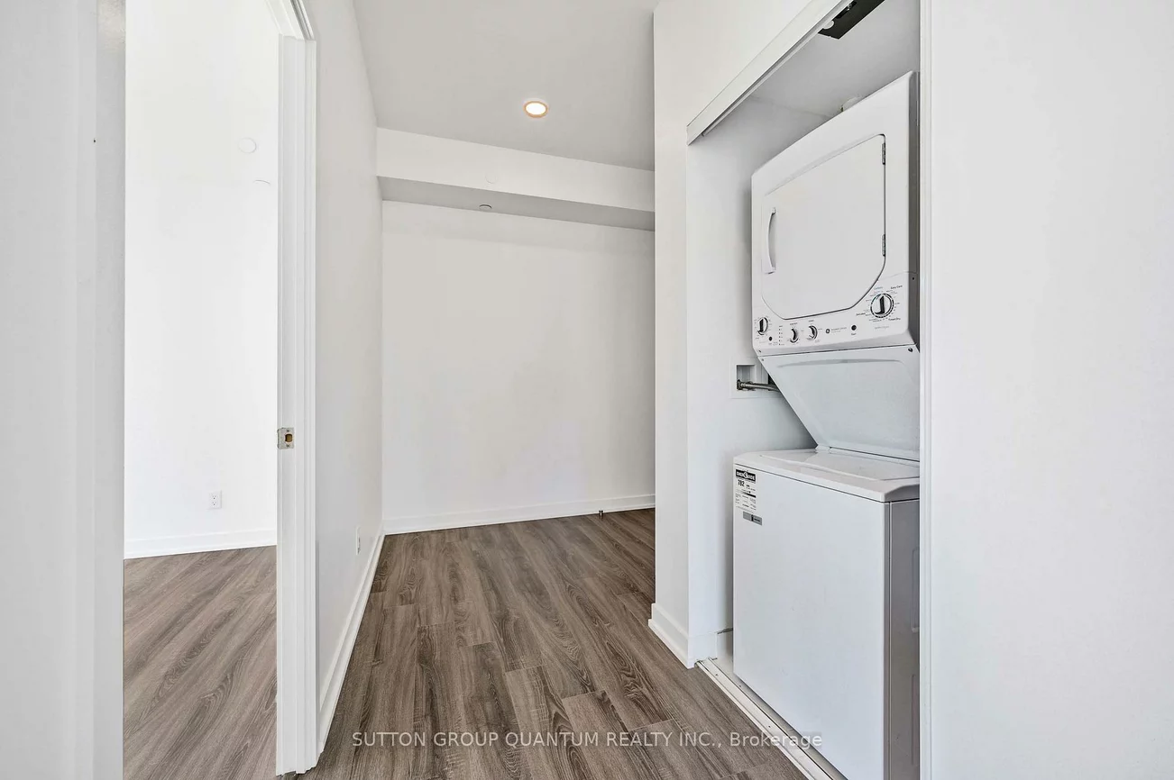 20, Edward, Bay Street Corridor, Toronto