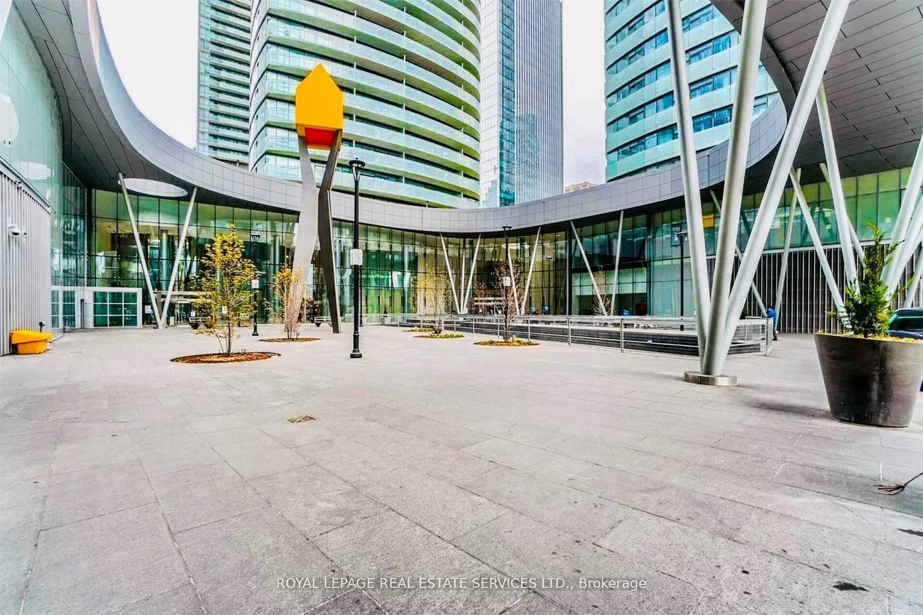 14, York, Waterfront Communities C1, Toronto