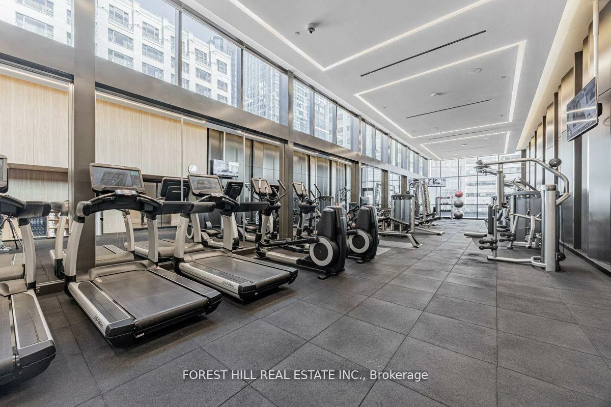2, Avenue, Annex, Toronto