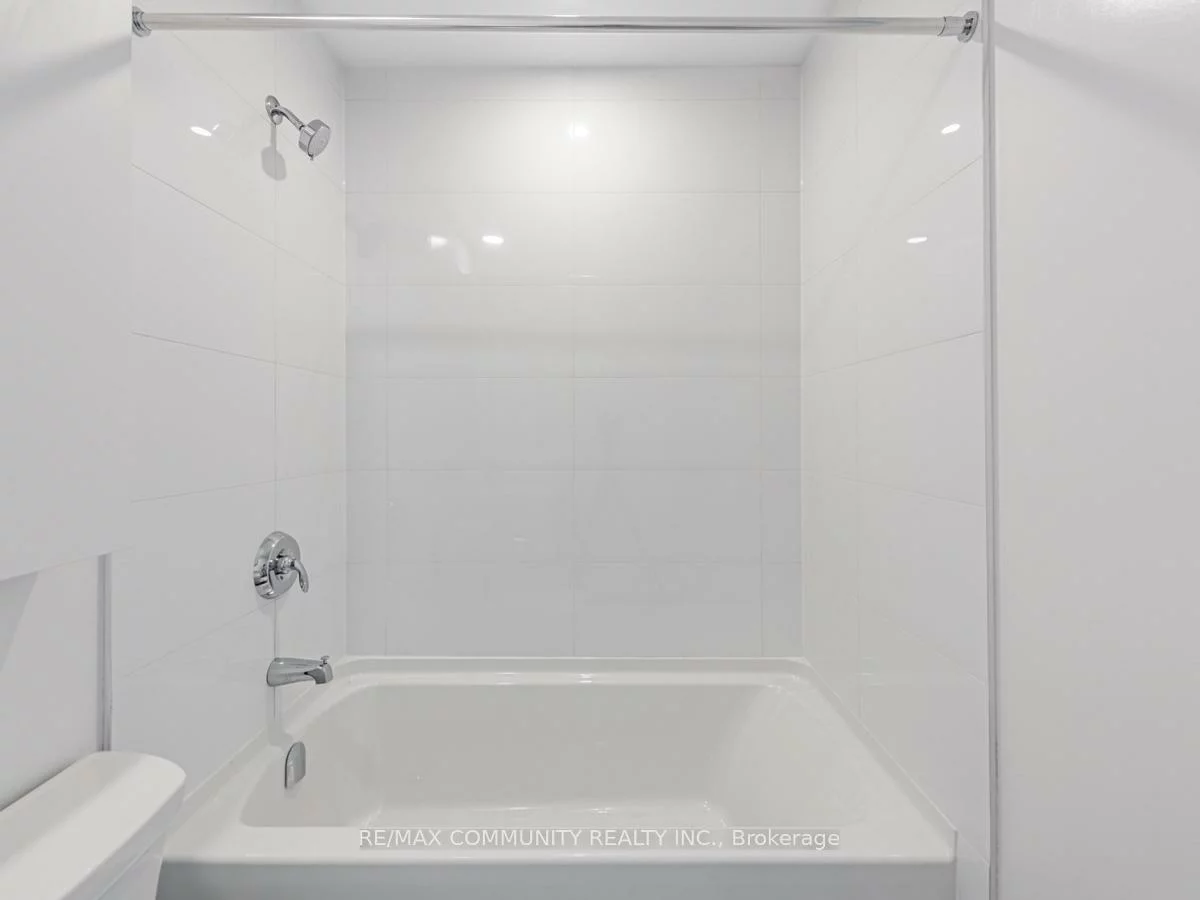 50, O'Neill, Banbury-Don Mills, Toronto