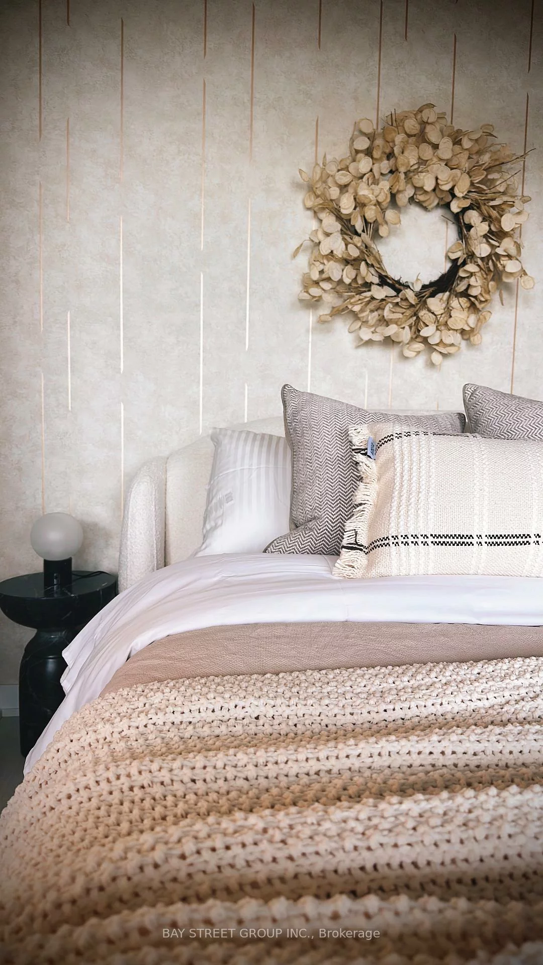 29, Green Trail, Bayview Village, Toronto