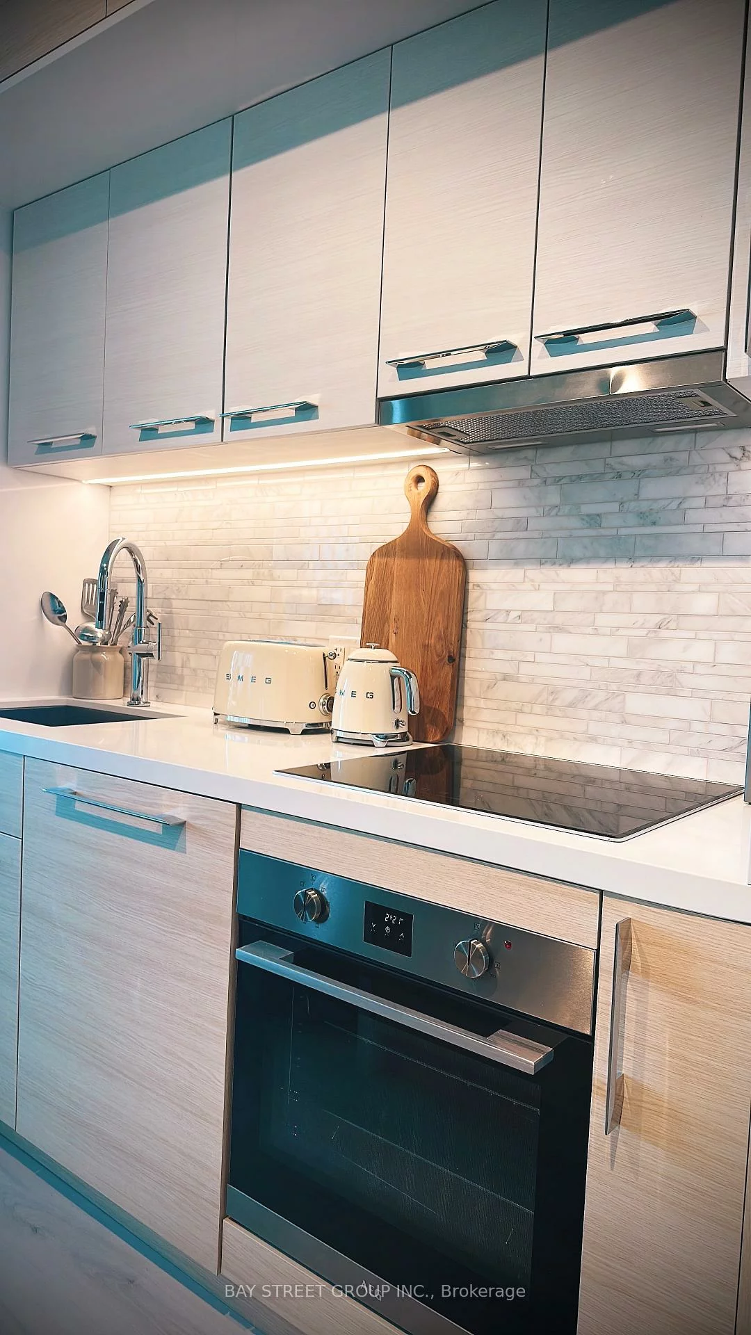 29, Green Trail, Bayview Village, Toronto