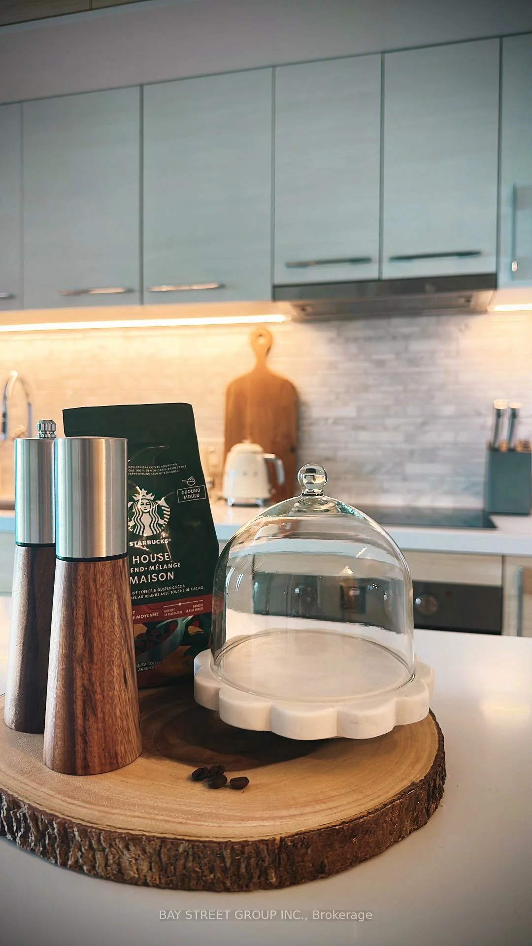 29, Green Trail, Bayview Village, Toronto