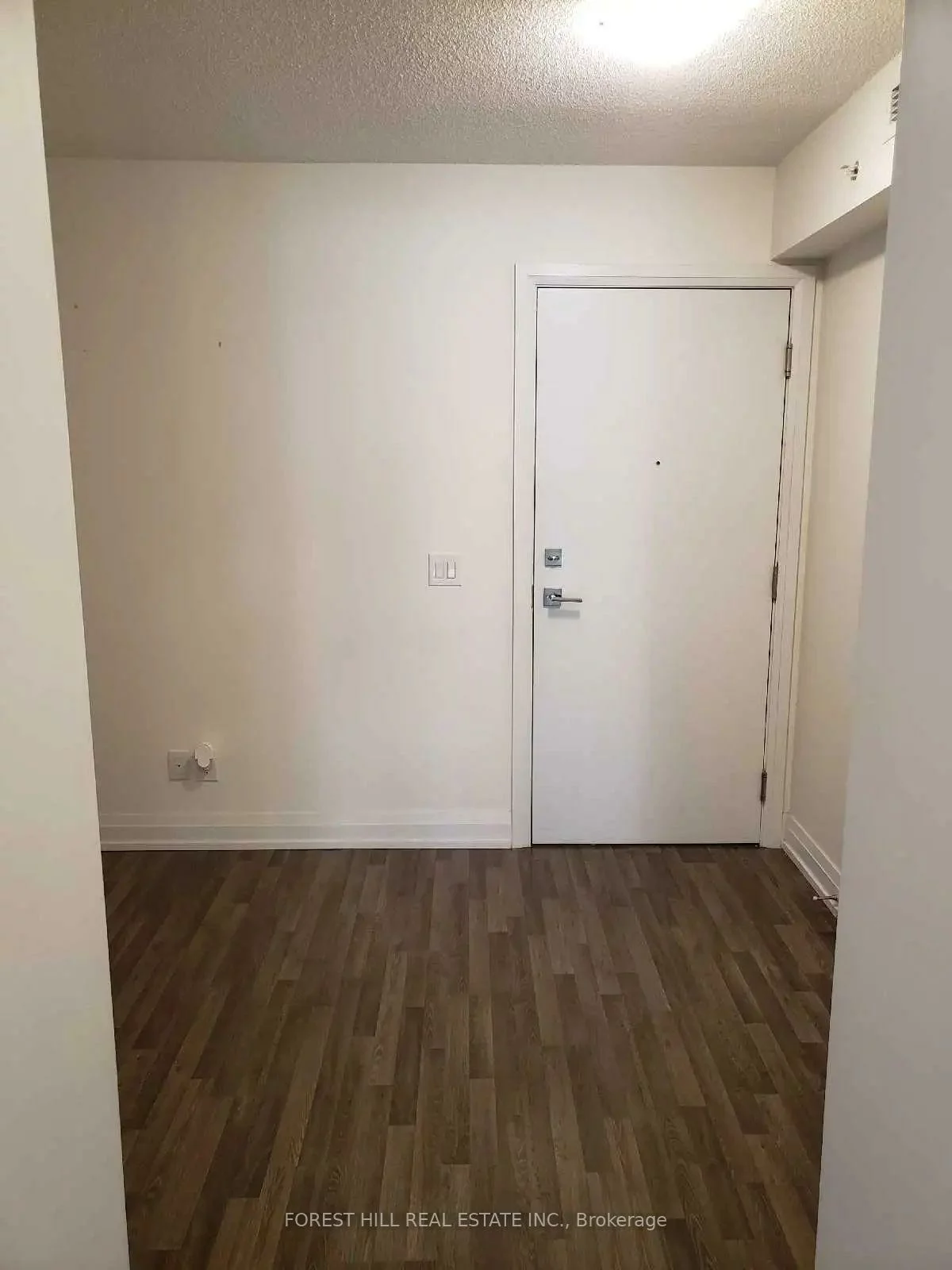 555, Wilson, Clanton Park, Toronto